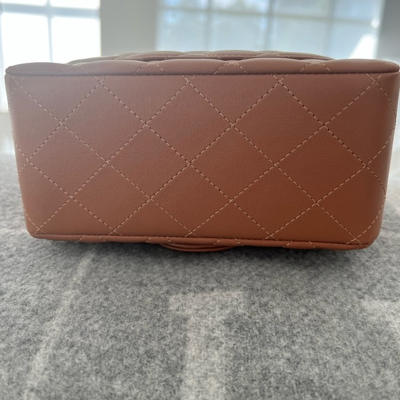 SOLD!!! CHANEL CARAMEL MINI SQUARE CLASSIC FLAP. - Picture 2 of 10